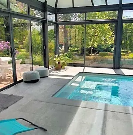 Bed & Breakfast D'hotes Des Rouets 4*